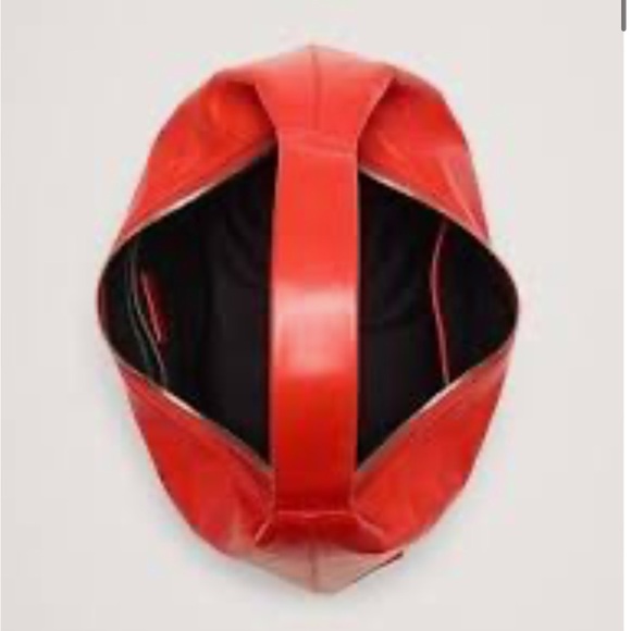 Banana Republic Slouchy Leather Hobo Bag in Blood Orange - Picture 4 of 7